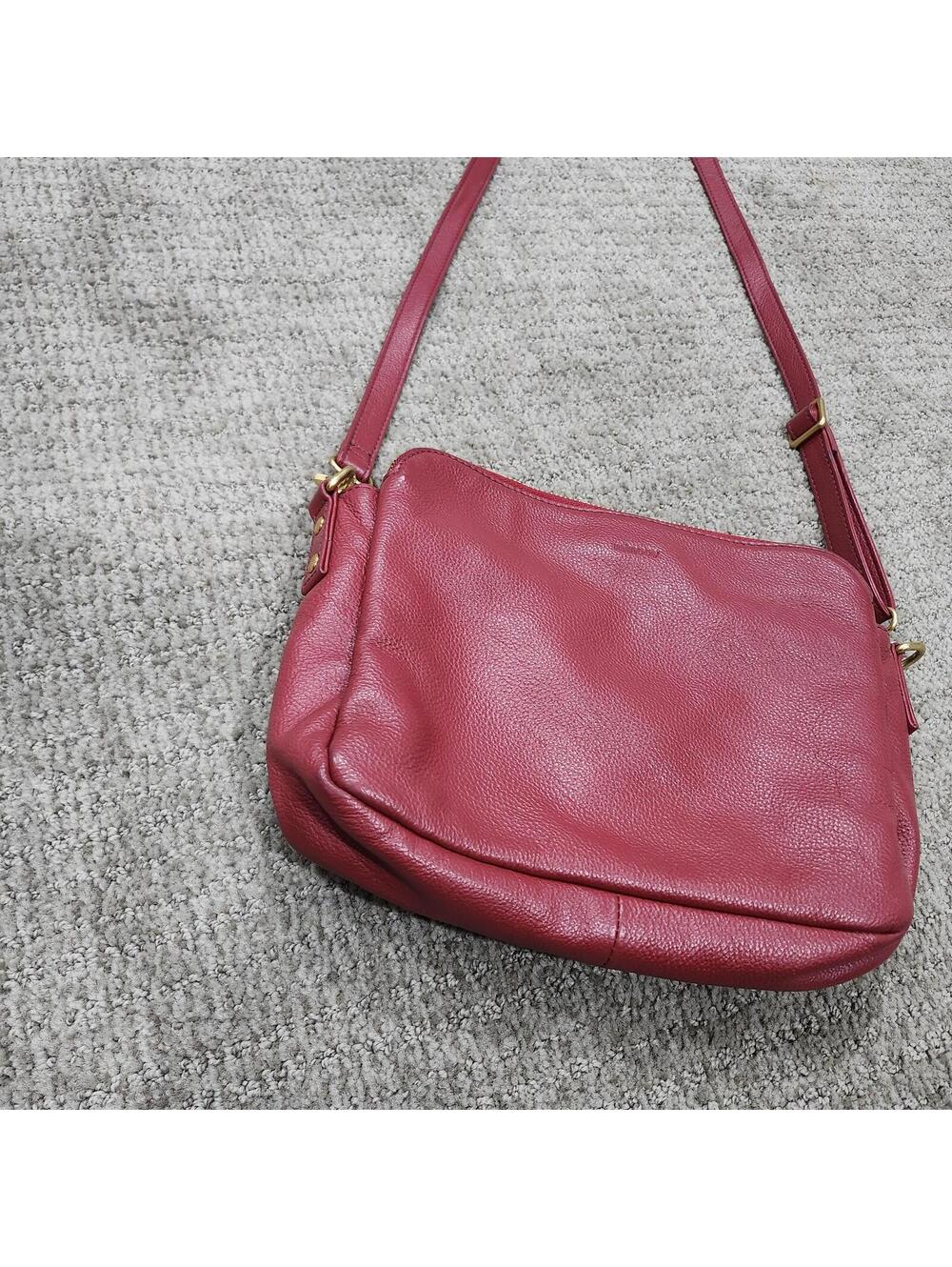 Minooy Red Leather Crossbody Bag Size Medium - Picture 4 of 14